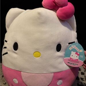 Squishmallows Hello Kitty Plush with Pink Bow